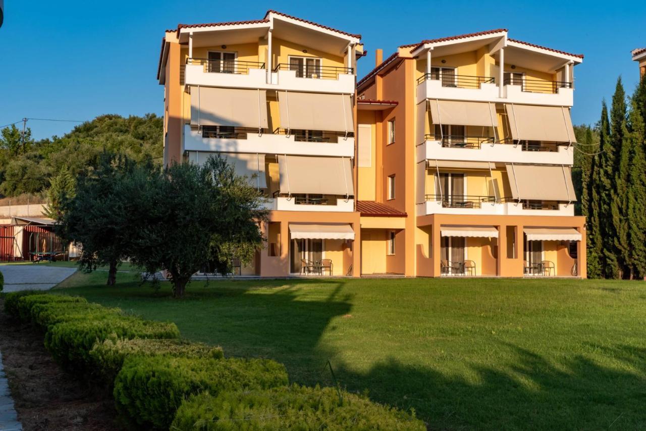 Aparthotel Anilio Plaza Zacharo Exterior foto
