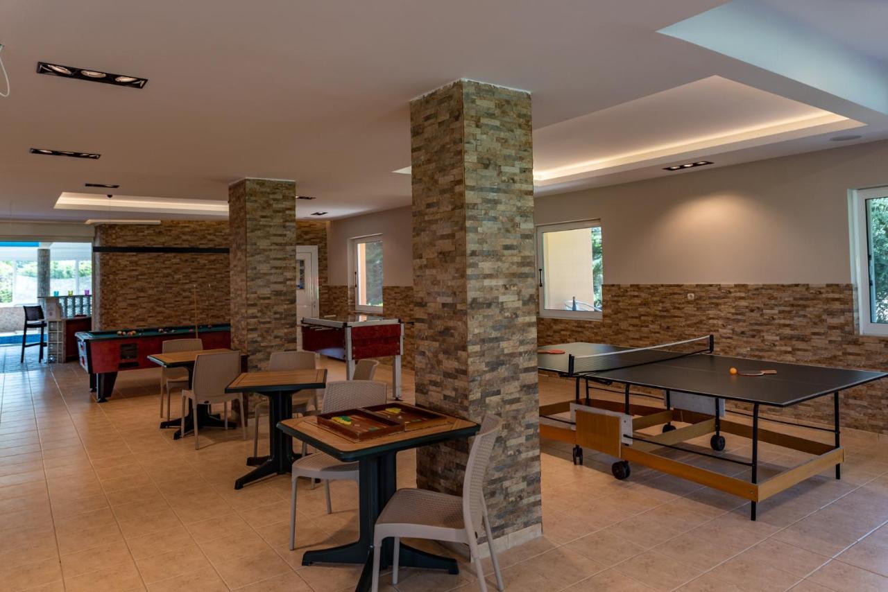 Aparthotel Anilio Plaza Zacharo Exterior foto